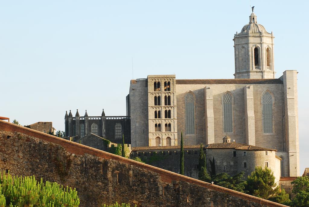 Villa Montjuic Girona Eksteriør billede